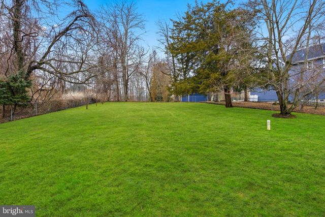 3280 ARUNDEL ON THE BAY RD, Annapolis, MD 21403