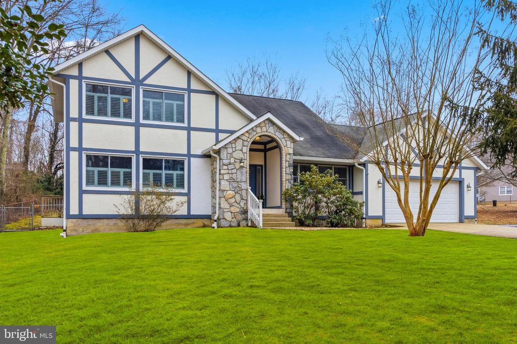 3280 ARUNDEL ON THE BAY RD, Annapolis, MD 21403