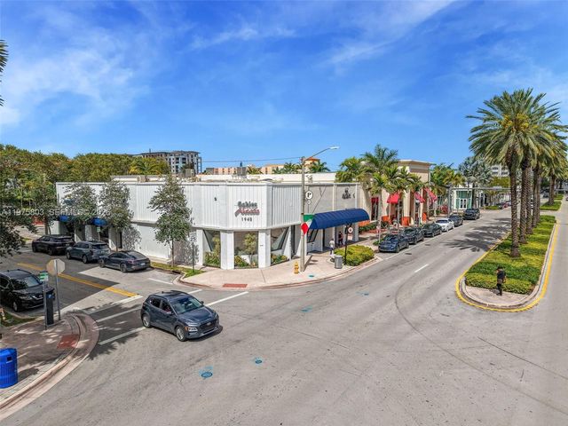 1930 Ponce De Leon Boulevard 1930, Coral Gables, FL 33134