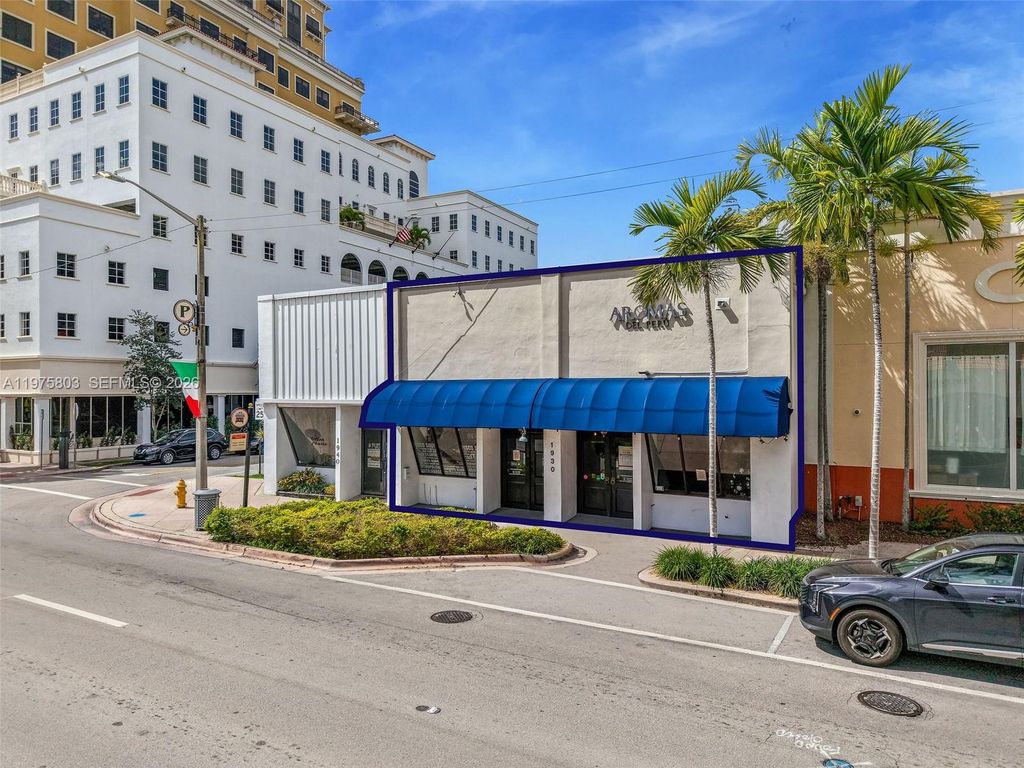 1930 Ponce De Leon Boulevard 1930, Coral Gables, FL 33134