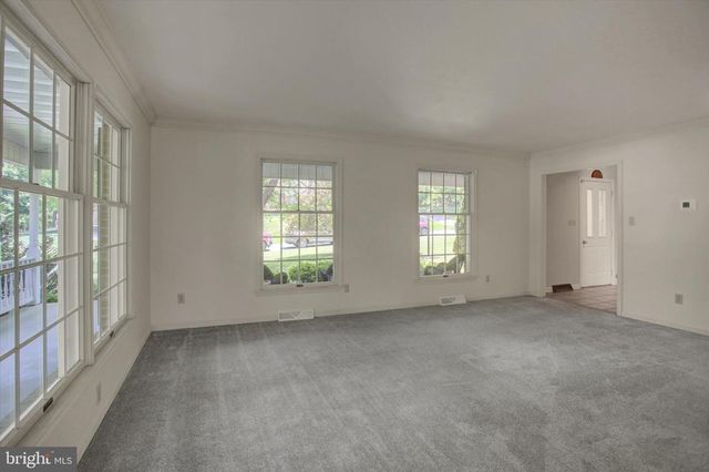 11459 VALLEYWOOD DR, Waynesboro, PA 17268