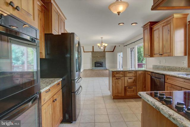 11459 VALLEYWOOD DR, Waynesboro, PA 17268