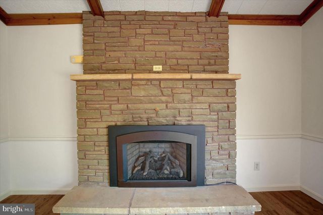 11459 VALLEYWOOD DR, Waynesboro, PA 17268