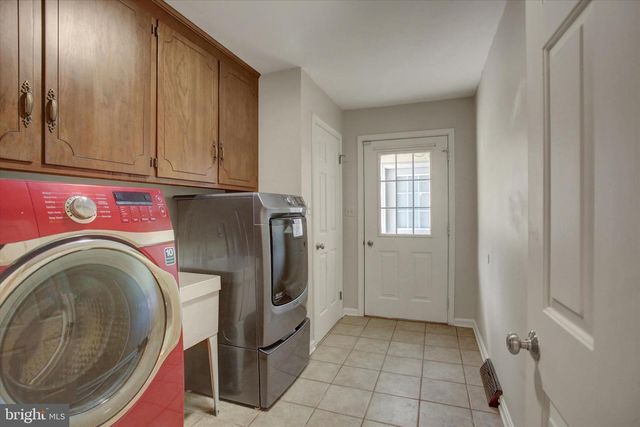 11459 VALLEYWOOD DR, Waynesboro, PA 17268
