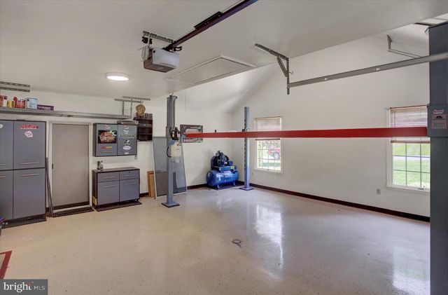 11459 VALLEYWOOD DR, Waynesboro, PA 17268