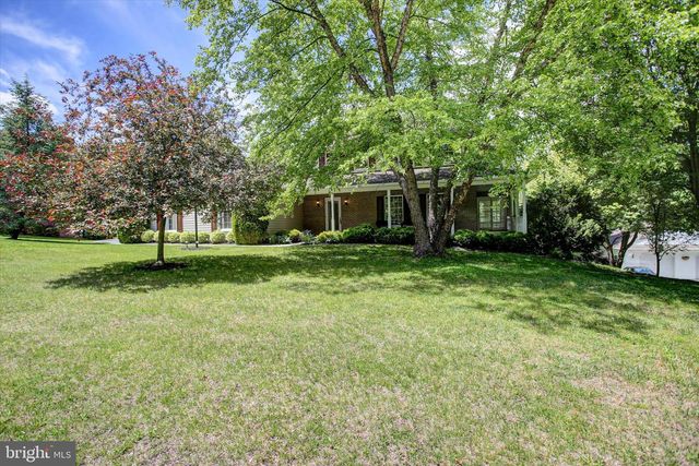 11459 VALLEYWOOD DR, Waynesboro, PA 17268