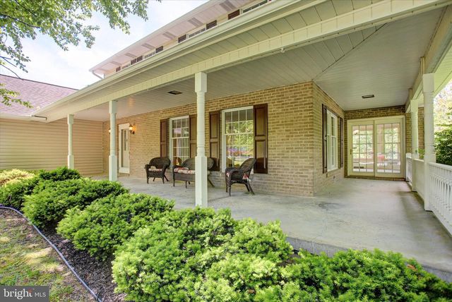 11459 VALLEYWOOD DR, Waynesboro, PA 17268