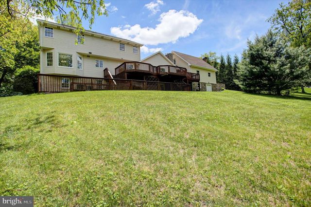 11459 VALLEYWOOD DR, Waynesboro, PA 17268