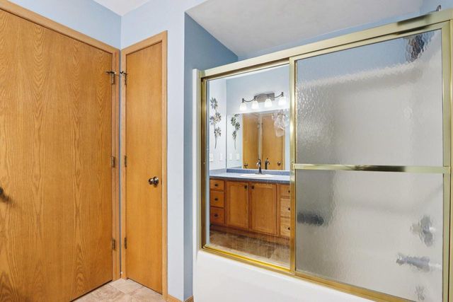 10880 W 7 Mile ROAD, Franksville, WI 53126