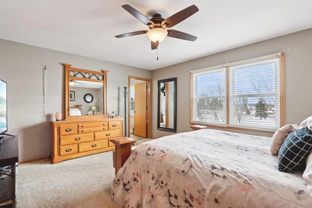 10880 W 7 Mile ROAD, Franksville, WI 53126