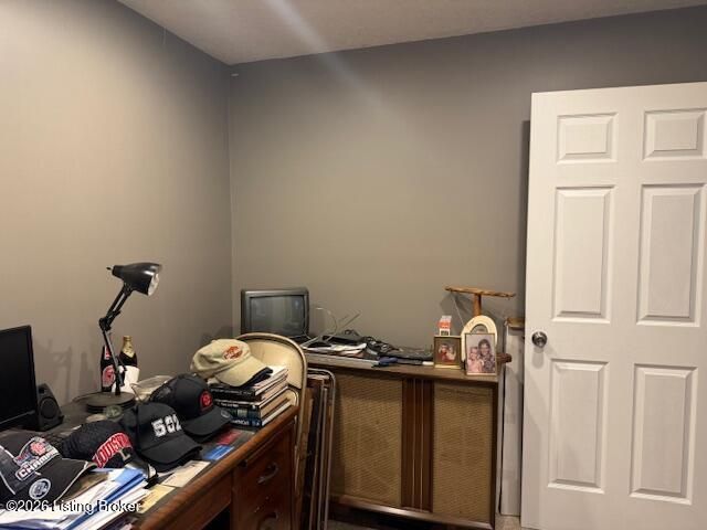 331 Alger Ave, Louisville, KY 40214