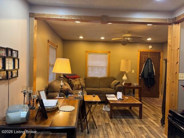 331 Alger Ave, Louisville, KY 40214