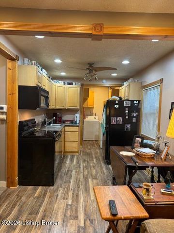 331 Alger Ave, Louisville, KY 40214