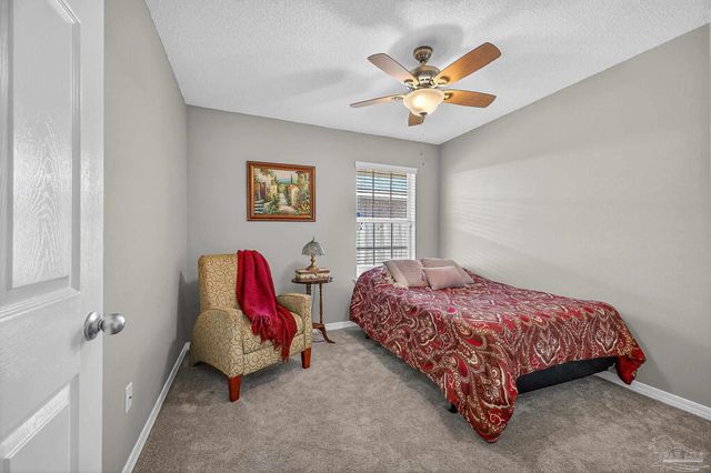 5127 Cocoa Dr, Pensacola, FL 32526