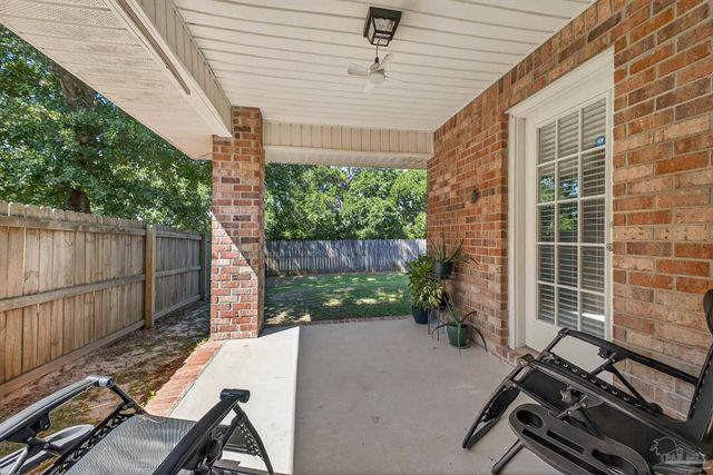 5127 Cocoa Dr, Pensacola, FL 32526