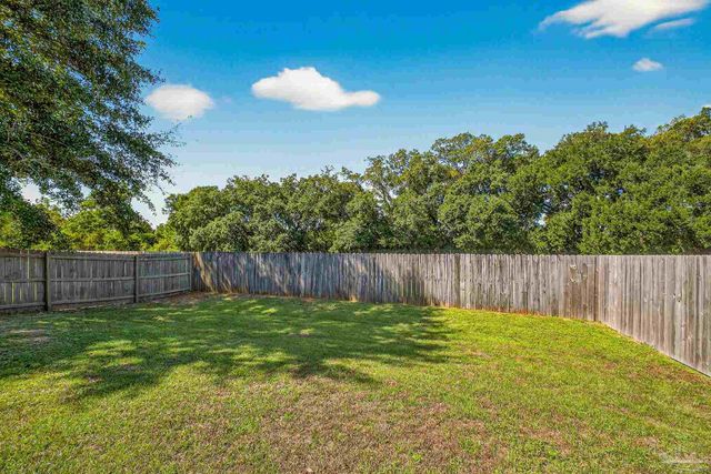 5127 Cocoa Dr, Pensacola, FL 32526