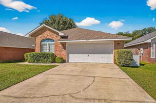 5127 Cocoa Dr, Pensacola, FL 32526