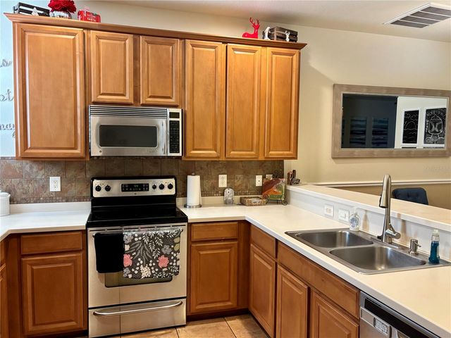 5633 BLACKFIN DRIVE, New Port Richey, FL 34652