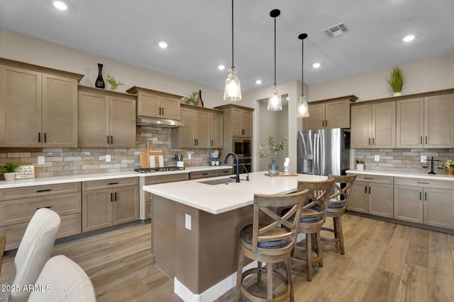 43423 N NATIONAL Court, New River, AZ 85087