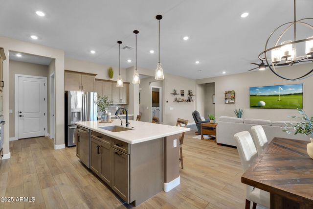 43423 N NATIONAL Court, New River, AZ 85087