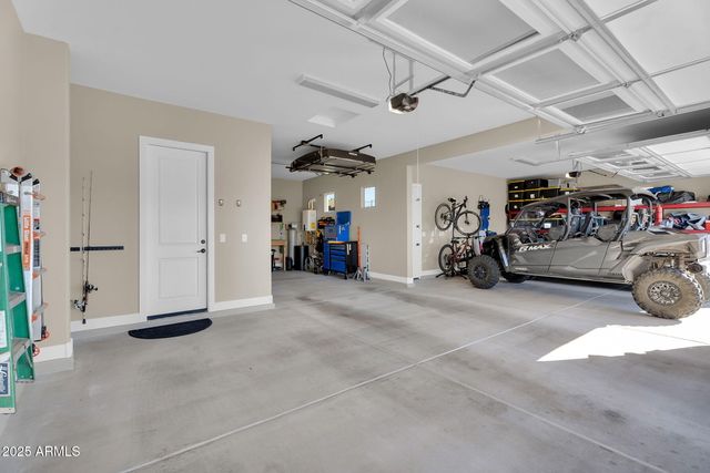 43423 N NATIONAL Court, New River, AZ 85087