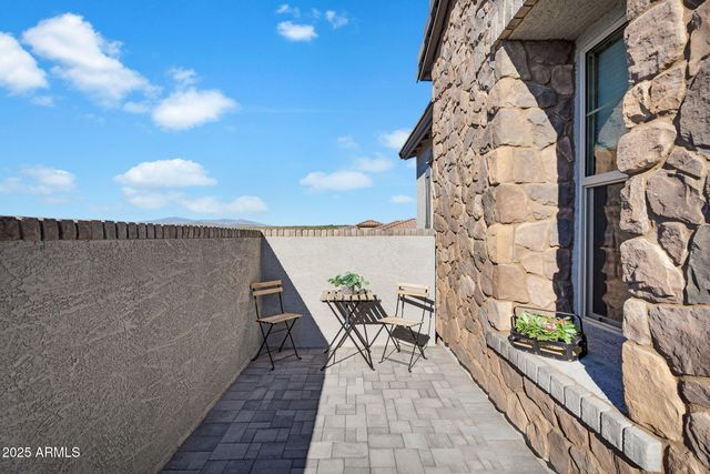 43423 N NATIONAL Court, New River, AZ 85087