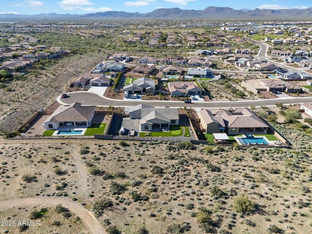 43423 N NATIONAL Court, New River, AZ 85087