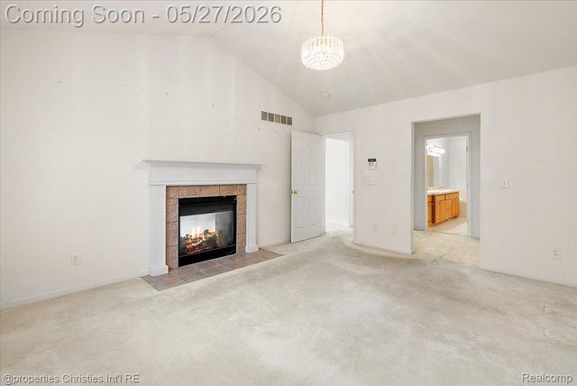 47274 Hunters Park Drive, Plymouth Charter Township, MI 48170