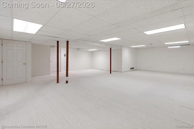 47274 Hunters Park Drive, Plymouth Charter Township, MI 48170