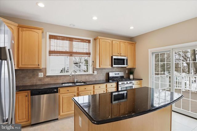 806 KINGSBRIDGE TER, Mount Airy, MD 21771