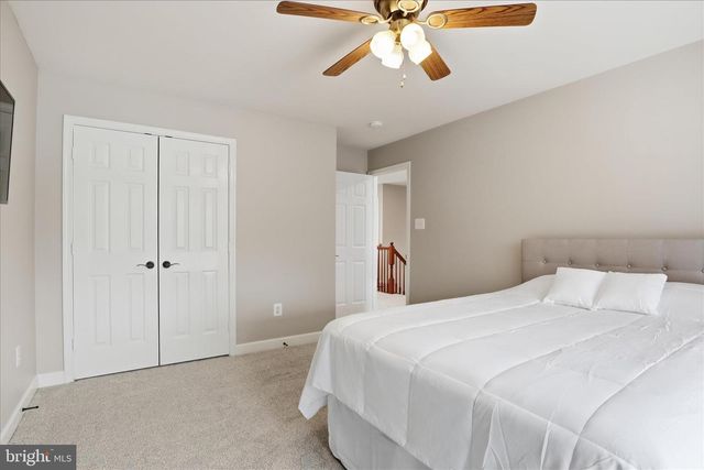 806 KINGSBRIDGE TER, Mount Airy, MD 21771