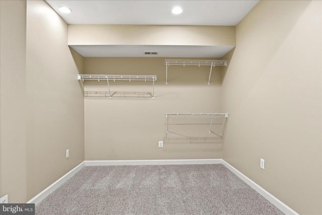 806 KINGSBRIDGE TER, Mount Airy, MD 21771