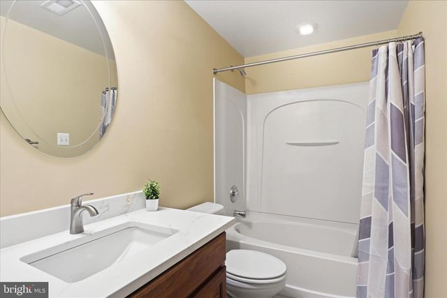 806 KINGSBRIDGE TER, Mount Airy, MD 21771