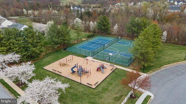 806 KINGSBRIDGE TER, Mount Airy, MD 21771