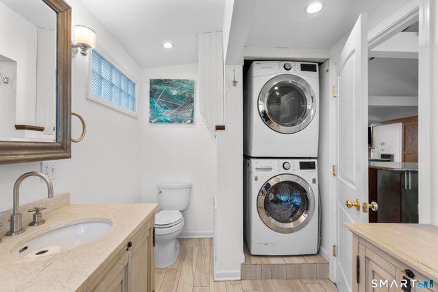 231 Pawson Road, Branford, CT 06405