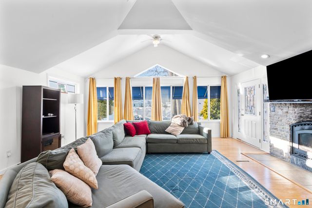 231 Pawson Road, Branford, CT 06405