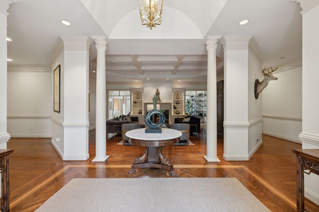 915 Calloway Dr, Brentwood, TN 37027