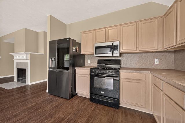 16522 Cypress Brook Court, Cypress, TX 77429