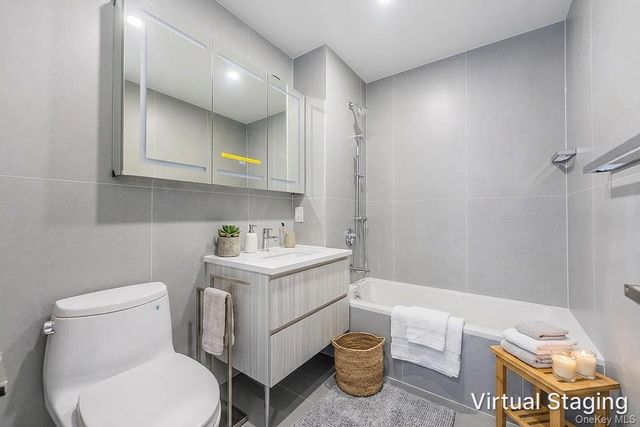 134-11 Franklin Avenue 4E, Flushing, NY 11355