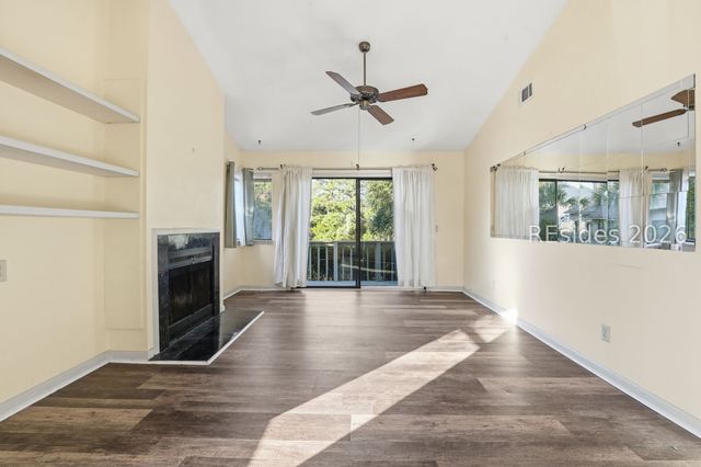 5 Gum Tree Rd Apt J16, Hilton Head Island, SC 29926