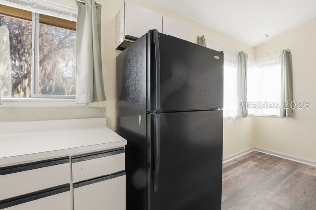 5 Gum Tree Rd Apt J16, Hilton Head Island, SC 29926