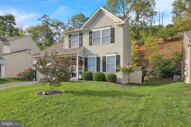 22 RAVINE DR, Shillington, PA 19607