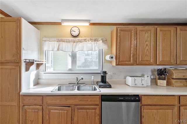 608 Seneca Street, Fulton, NY 13069