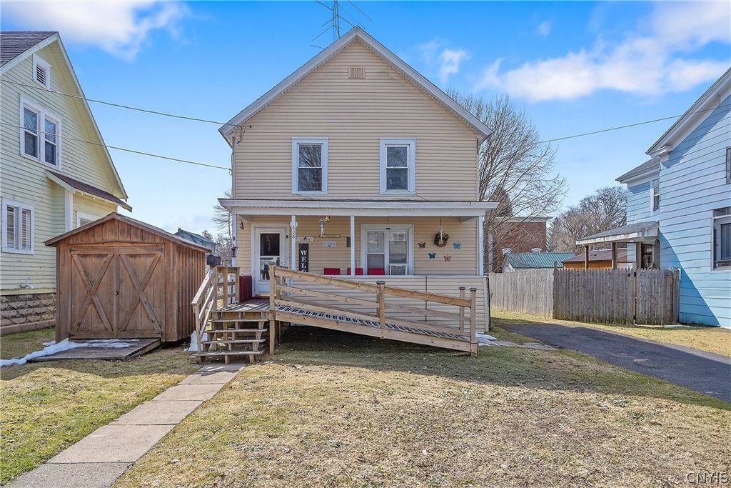 608 Seneca Street, Fulton, NY 13069