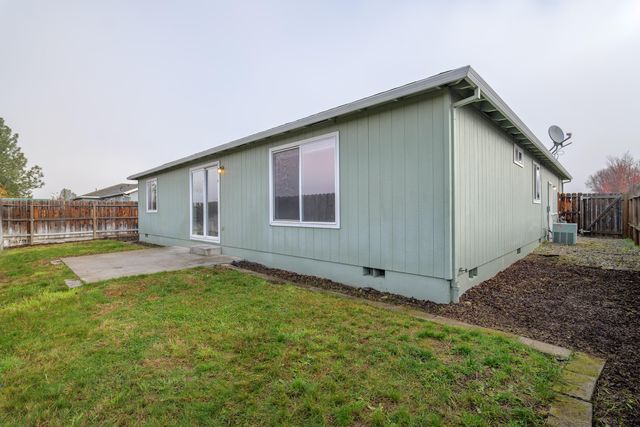 7973 Isabella Way, White City, OR 97503