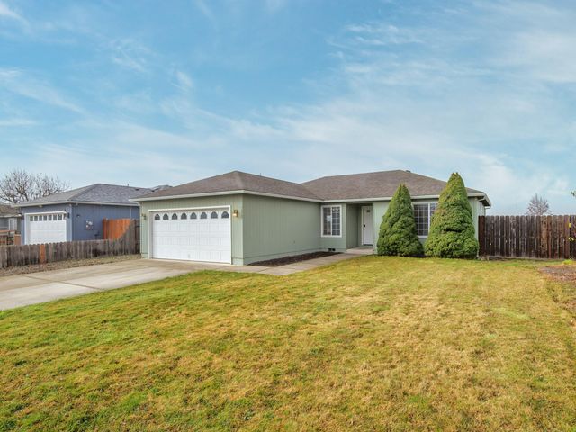 7973 Isabella Way, White City, OR 97503