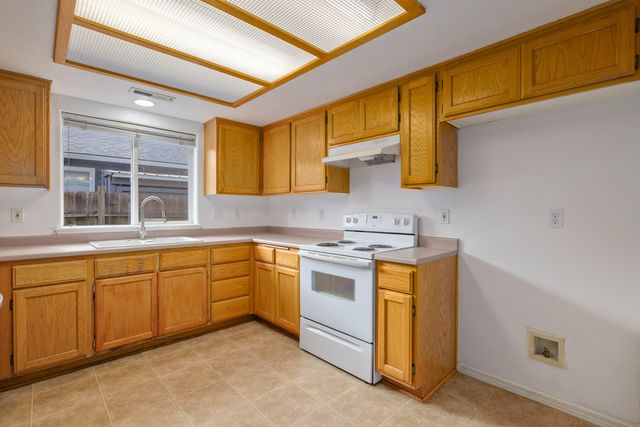 7973 Isabella Way, White City, OR 97503