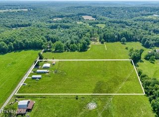 170 Bob Austin Rd, Crossville, TN 38571