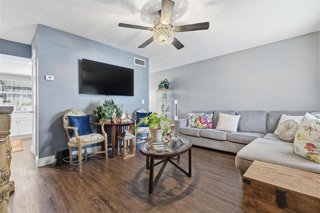 7103 CORONADO COURT, Tampa, FL 33615