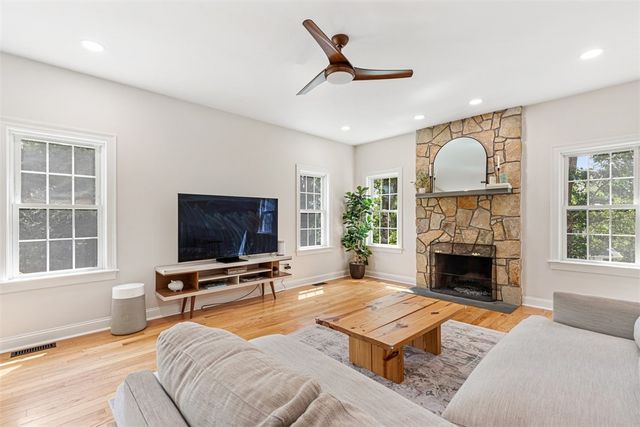 670 Hickory Road, North Attleboro, MA 02760